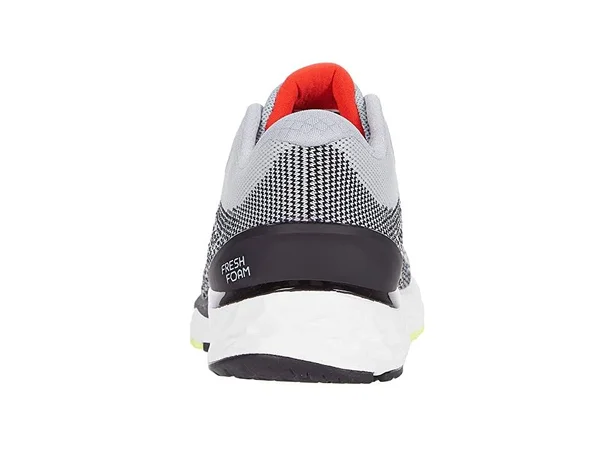 New Balance Kids& Fresh Foam 880v10 - Silver/Black (Size 1)