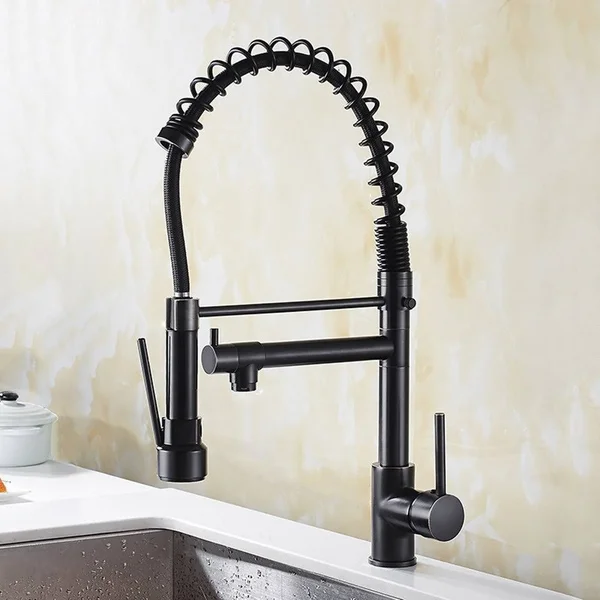 Single-Handle Pull-Down Sprayer Kitchen Faucet in Matte Black