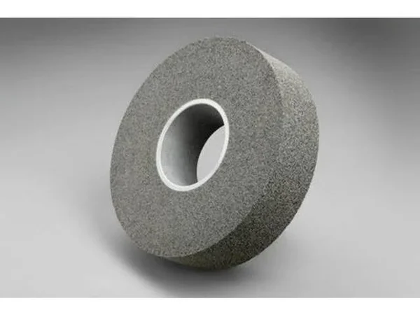 3M Scotch-Brite XL-WL Convolute Silicon Carbide Medium Deburring Wheel - Fine Grade - Arbor Attachment - 8 in Dia 9/16 in Center