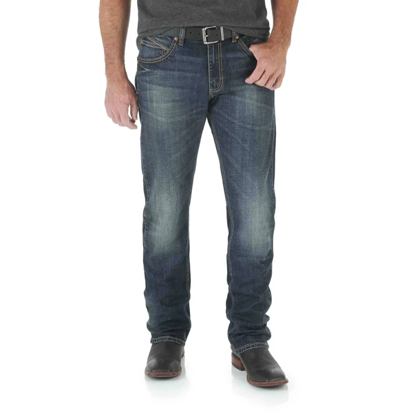 Wrangler Retro Slim Straight Jeans (Bozeman) Men's Jeans