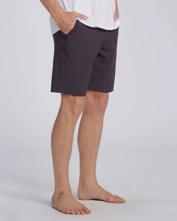 Billabong Crossfire x Mid Submersible Walkshorts - 19x22