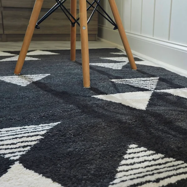 BALTA Phoebe Charcoal 4 ft. x 6 ft. Modern Geometric Area Rug - Grey