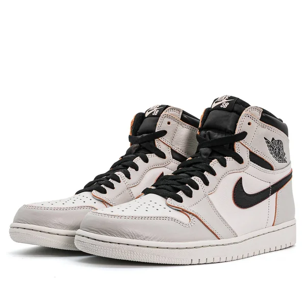 Nike SB x Air Jordan 1 Retro High OG NYC to Paris - Size 5 Kids