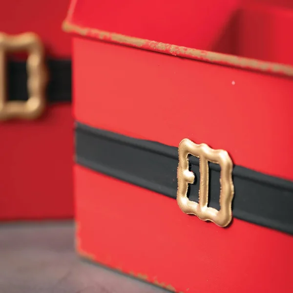 Sullivans Santa Belt Metal Trug Set of 2, 15.25x22L & 7.5x22L Red, 9 x 12 in