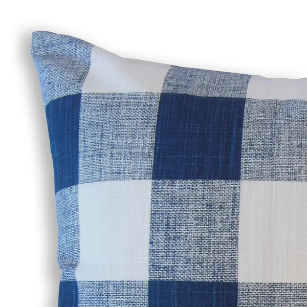 The Pillow Collection Jaspen Plaid Decorative Throw Pillow - 18 x 18 - Light Green