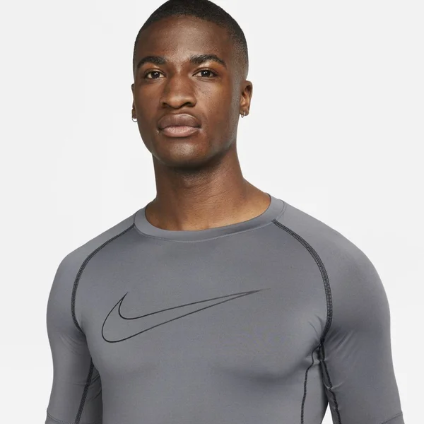 Nike Pro Dri-Fit Men's Tight Fit Short-Sleeve Top