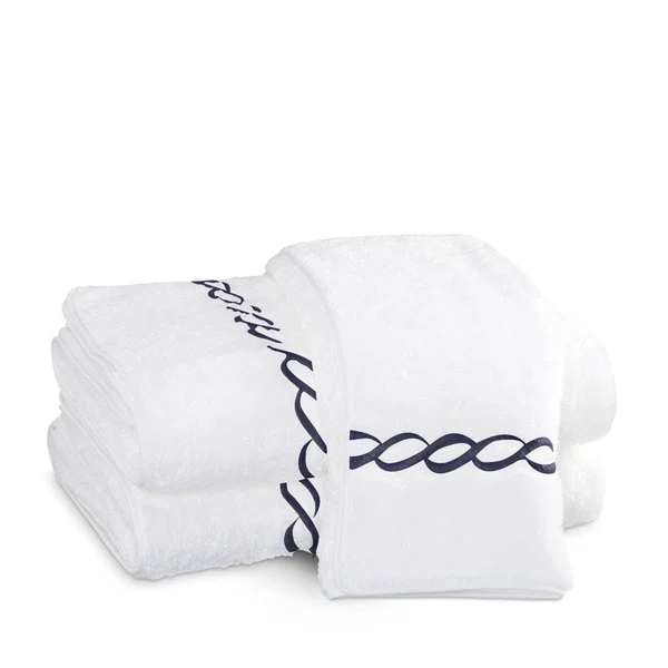 Matouk Classic Chain Bath Towel - white/pearl Gray
