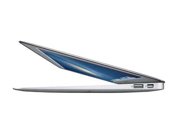 Apple MacBook Air 11.6x22 - Intel Core i5-4250U - 4 GB RAM - 128 GB SSD - Silver