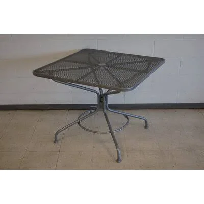 Briarwood Metal Dining Table Woodard Gray/White/Black Oval 42x22 x 54x22