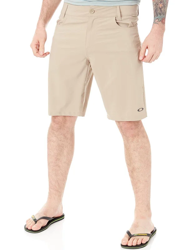 Oakley Men's Base Line Hybrid 21 Shorts - Khaki, 34/00