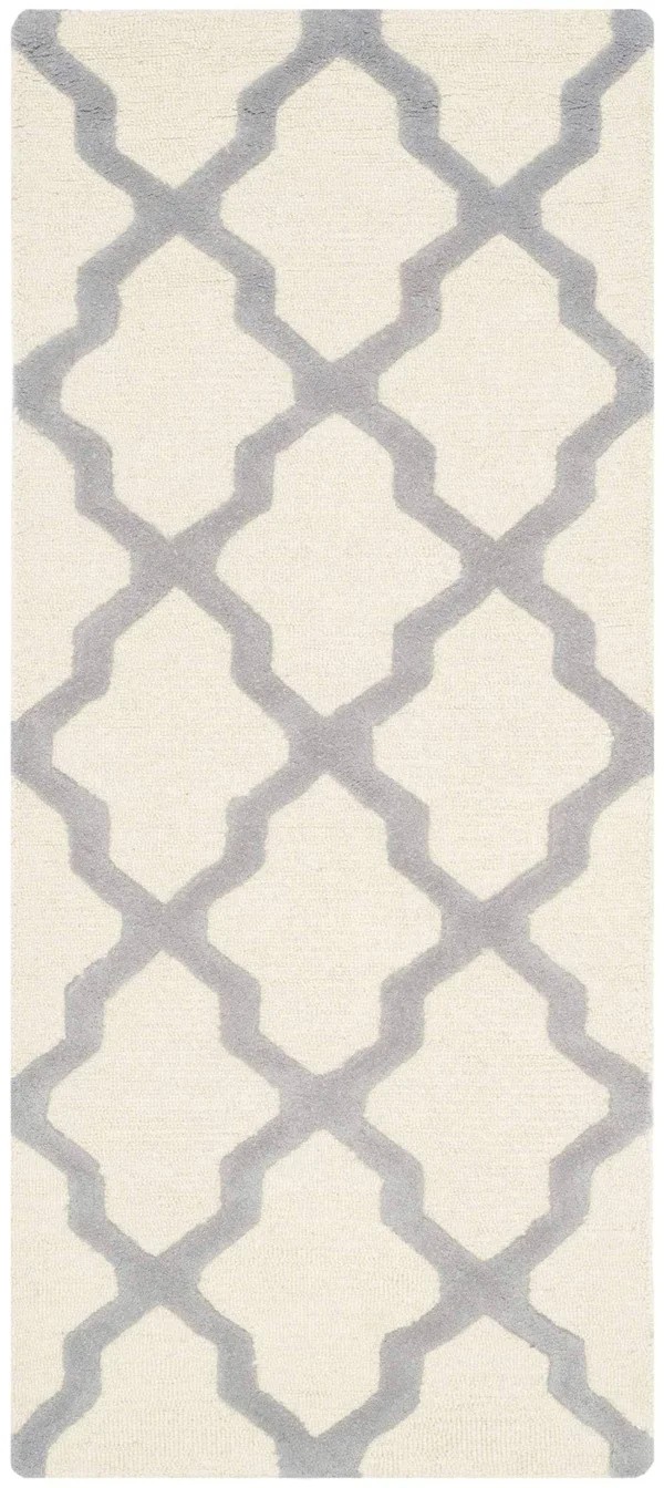 Safavieh Cambridge Ivory & Silver 9& x 12& Rug