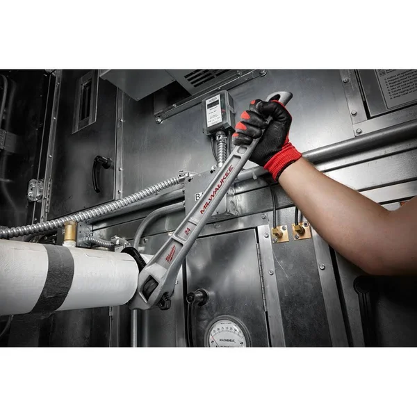 Milwaukee 48-22-7185 18 in. Aluminum Offset Pipe Wrench