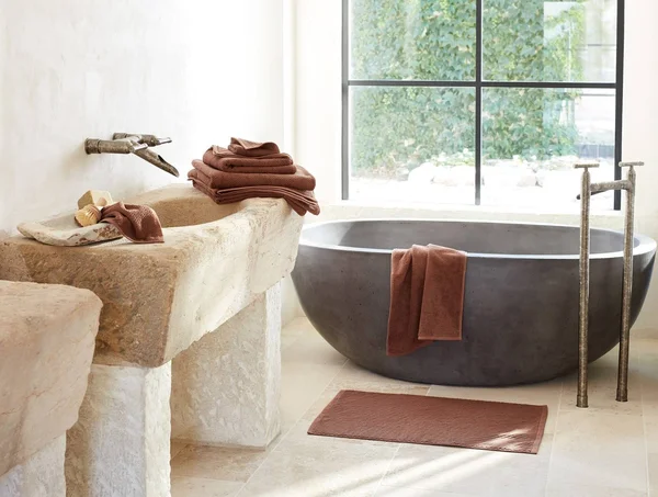 Coyuchi Air Weight Organic Bath Towel - Fog