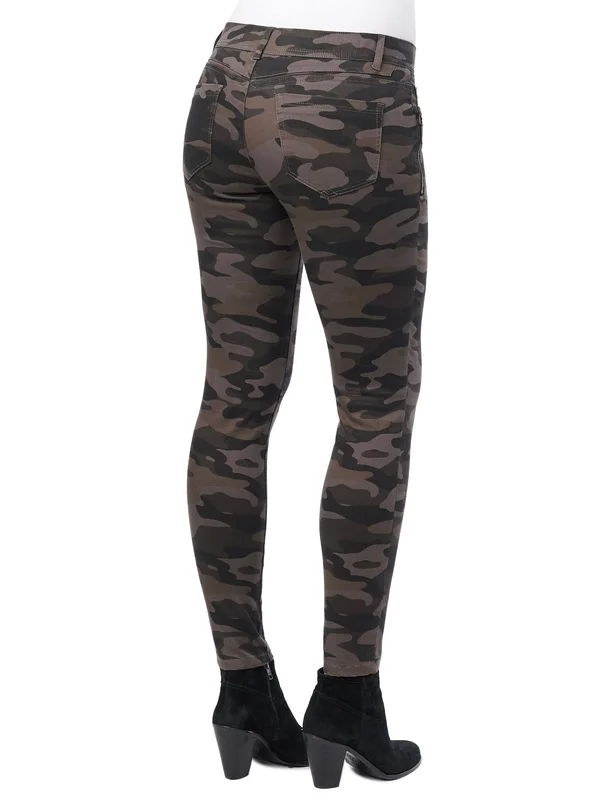 Democracy Women's Stretch Camouflage Absolution Side Zip Jegging Pant 8 - Toffee Camo