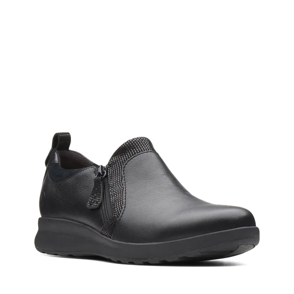 Clarks Women's Un Adorn Zip Slip-On, Size: 5.5, Black