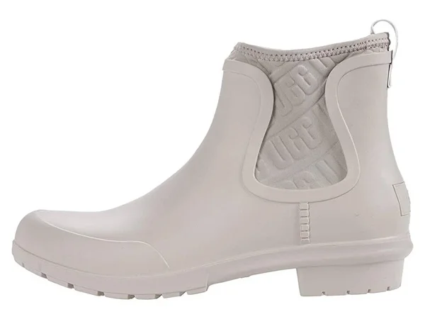 Ugg Women's Chevonne Ankle Boot