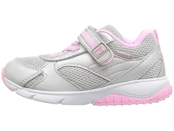 Stride Rite Made2Play Indy Sneaker Silver, Size 4.5 XW Toddler Shoes