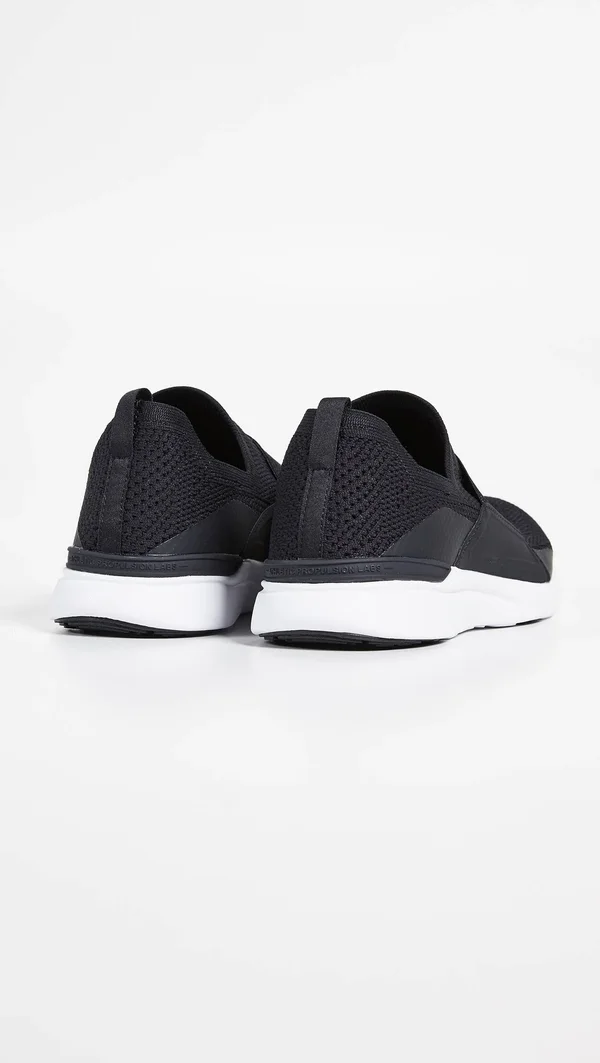 APL Men's Techloom Bliss Black/White Shoes in Size 11.5 - Athletic Propulsion Labs
