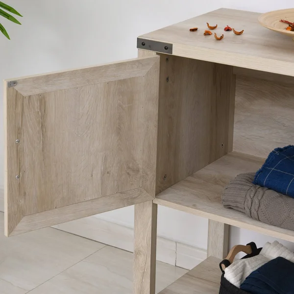 HOMCOM 2-Door Free Standing Storage Cabinet with Bottom Shelf - Kitchen Cupboard, Entryway Storage Cabinet - Oak