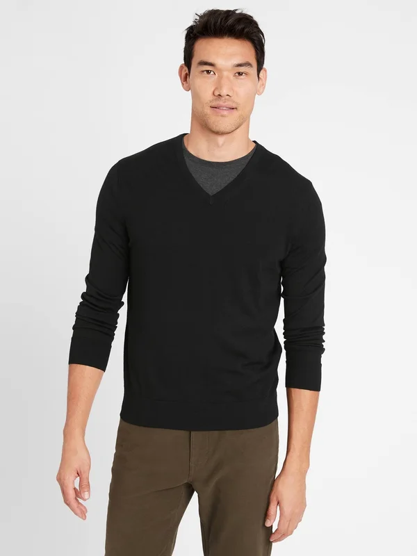 Banana Republic Men's Merino V-Neck Sweater in Responsible Wool Black Tall Size M