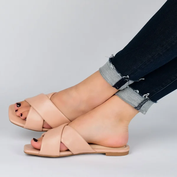 Journee Collection Women's Carlotta Slide Blush 8.5