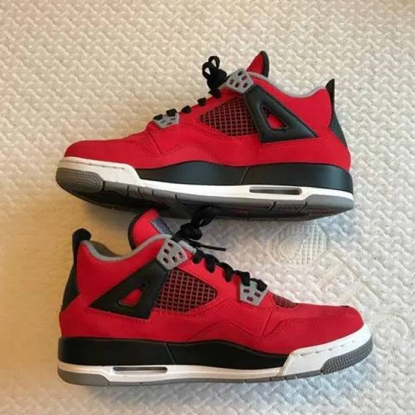 Air Jordan 4 Retro &Toro Bravo& - 308497-603 - Size 7