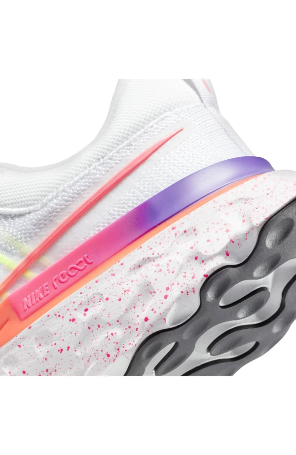 Nike Women's React Infinity Run Flyknit 2 Running Shoes Size 9.5