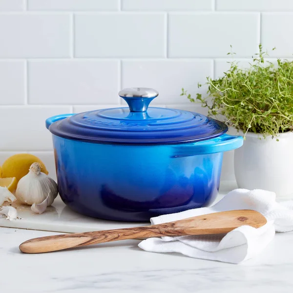 Le Creuset 4.5 qt. Signature Round Dutch Oven - Artichaut