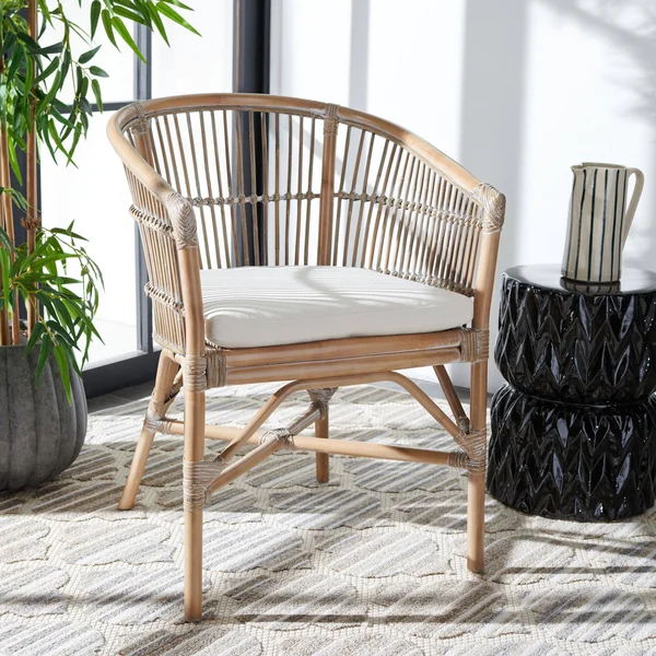 Safavieh ACH6516B Olivia Rattan Accent Chair with Cushion White Washed & White