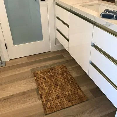 Hartness Bath Rug Ivy Bronx Color: Natural Teak Wood