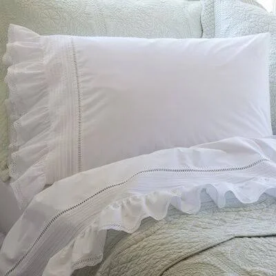Prairie Crochet Cotton Pillowcase Taylor Linens Size: Standard