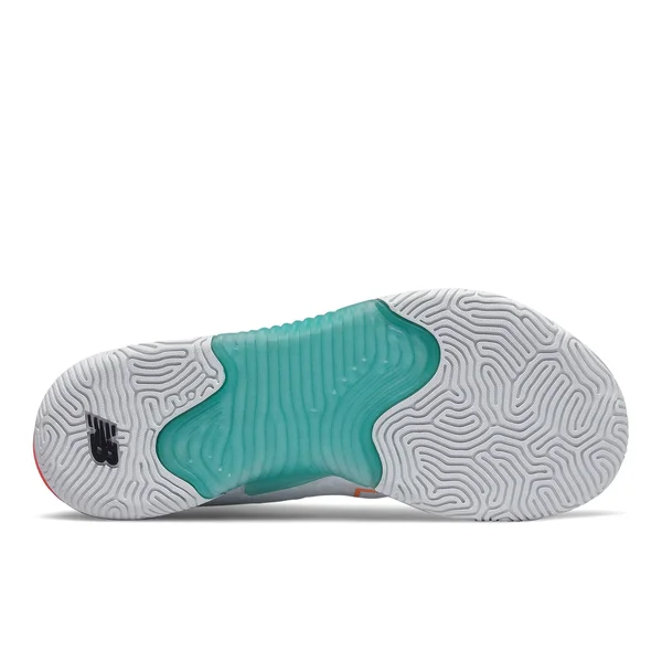 New Balance Women's Minimus TR - White/Grey (Size 7.5)
