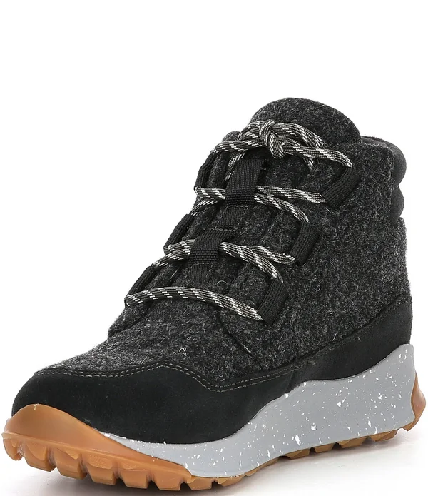Chaco Women's Borealis Ledge Waterproof Black - Size 7 Medium Width