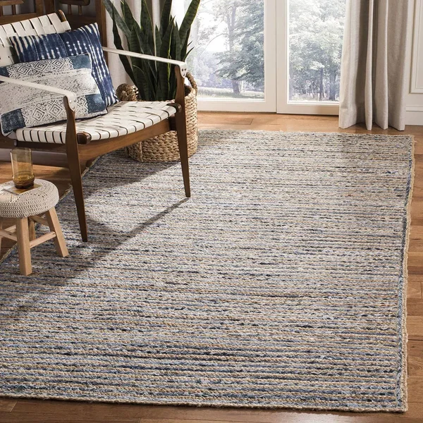 Safavieh Cape Cod CAP250A Natural, Blue 5& x 8& Oval Area Rug