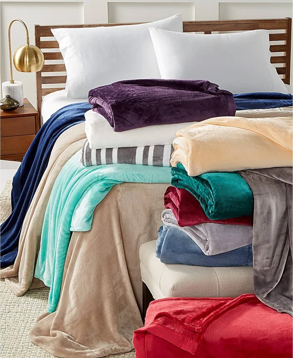 Berkshire Classic Velvety Plush Blanket - Full - Queen - Atlantic Blue