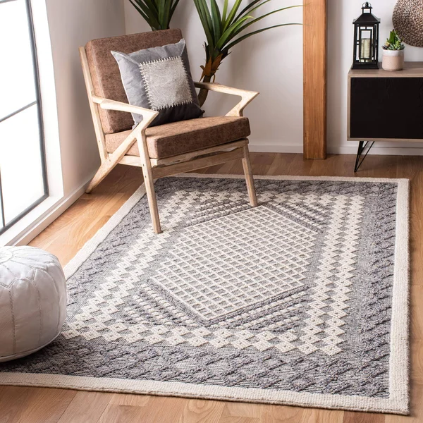 Safavieh Natura Rug Collection NAT625N - Cream, Navy - 3' x 5'