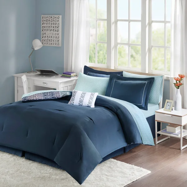 Intelligent Design - Loretta Comforter and Sheet Set - Navy - Queen