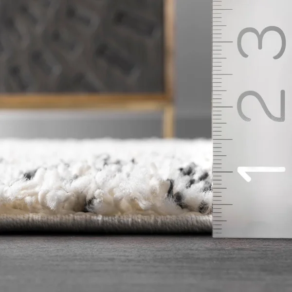 nuLOOM Scarlette Shattered Diamonds Area Rug - Off White - 6& Square, 100% Polypropylene