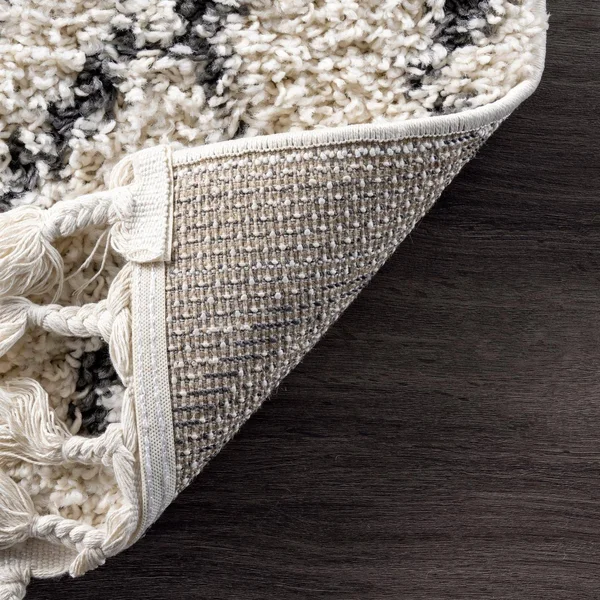 nuLOOM Nieves Moroccan Diamond Shag Area Rug, 10& Round, Off White