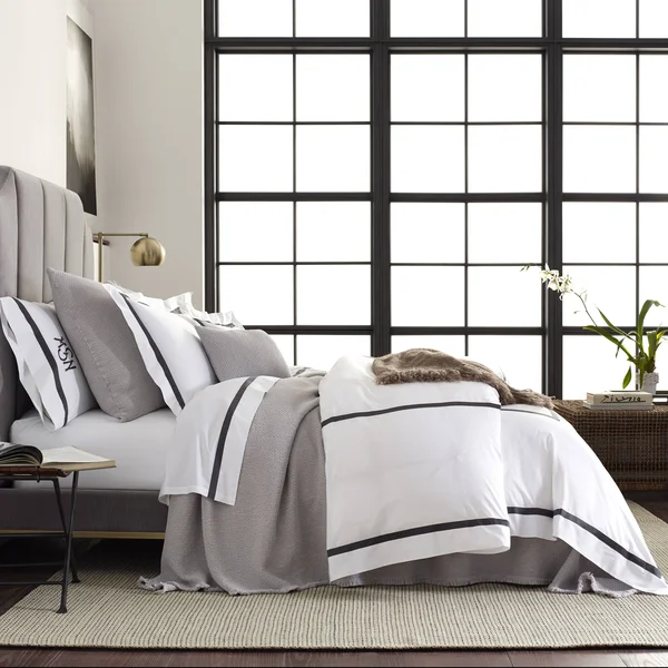 Matouk Lowell - Full/Queen Duvet Cover - Charcoal