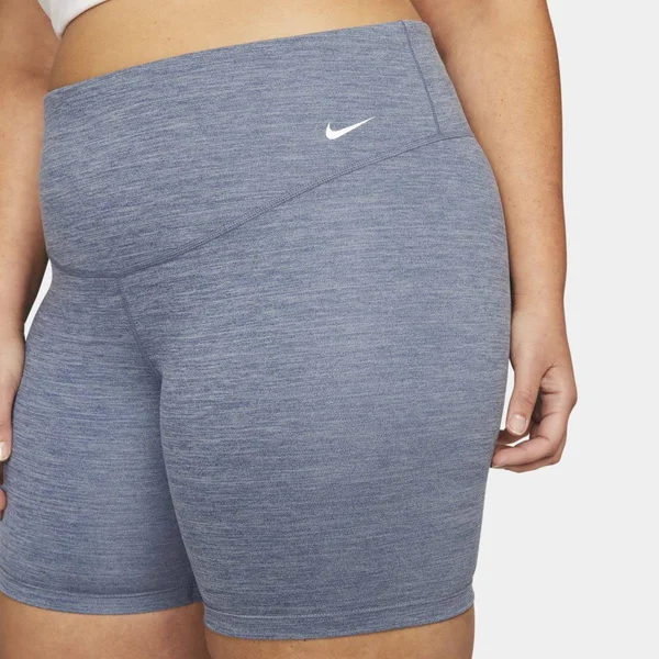 Nike One Women's Mid-Rise 7x22 Bike Shorts (Plus Size)