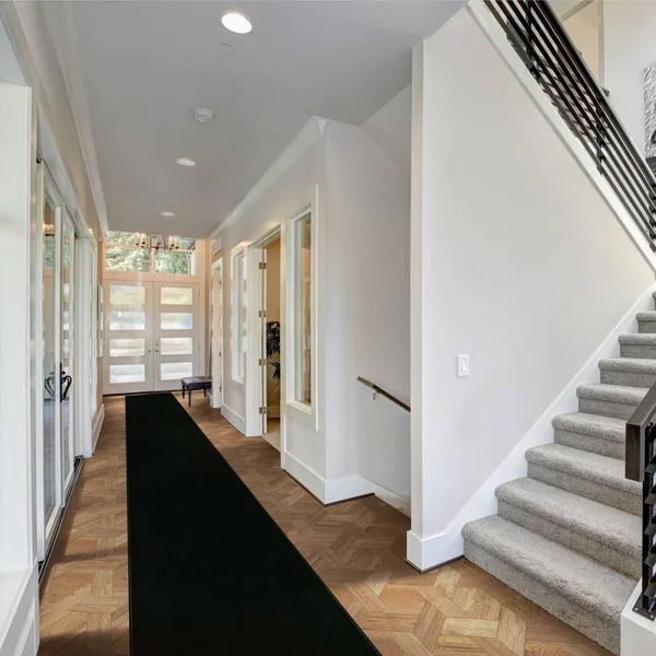 runrug USA Plain Black Hallway Carpet Rug Runner Length: 5 foot - Width
