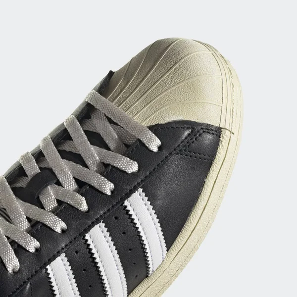 Adidas Superstar &Black White& Mens Sneakers - Size 4.5