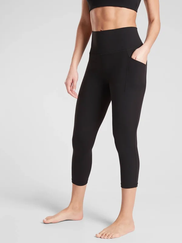 Athleta Women's Salutation Stash Pocket II Capri Black Petite Size Xxs