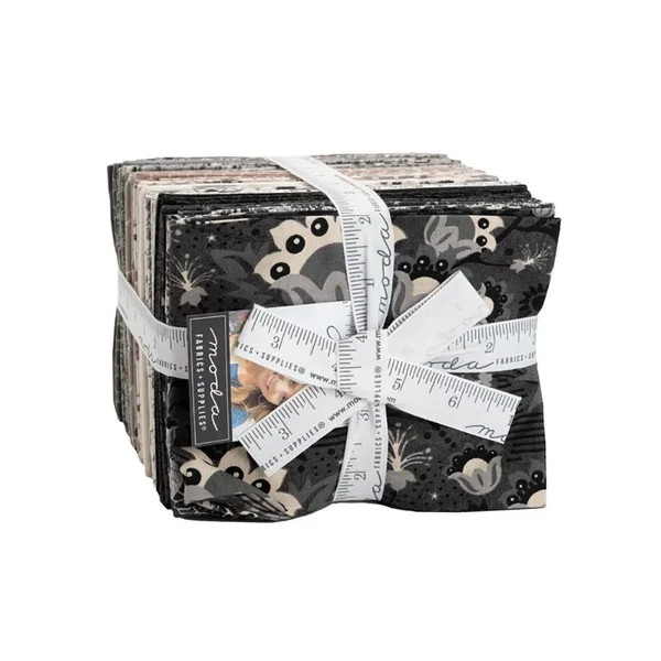 Moda Fabrics Boudoir Fat Quarter Bundle, 18 x 22 inches