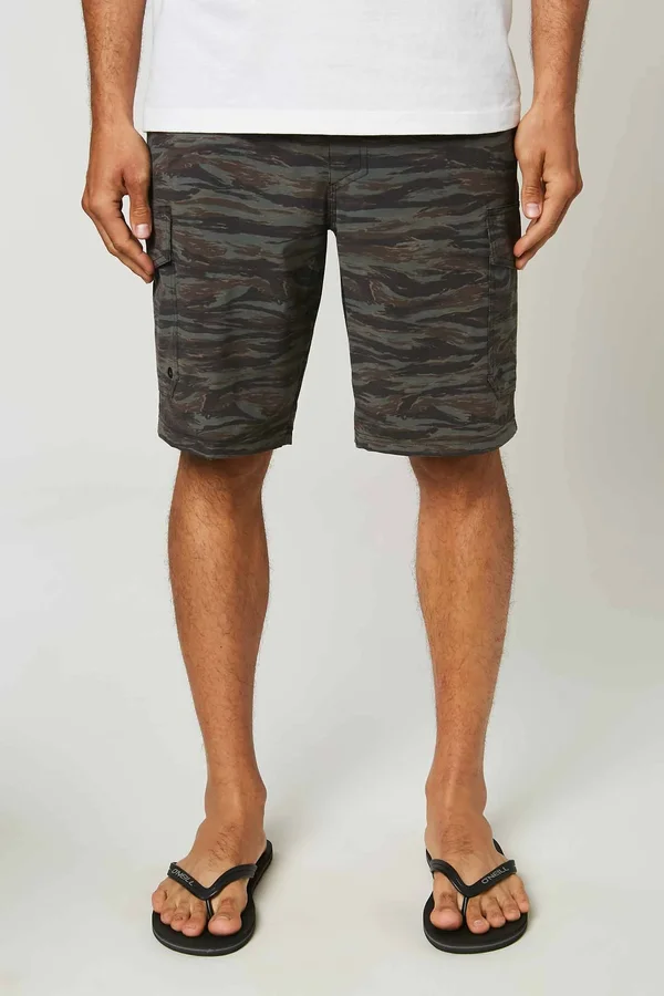 O&Neill Trvlr 20x22 Cargo Hybrid Shorts Men's Camo, 36