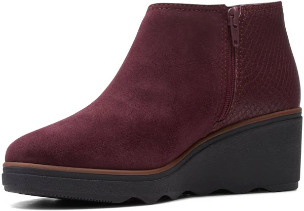 Clarks Women's Collection Mazy Harwich Boots - Burgundy Suede Interest Combination