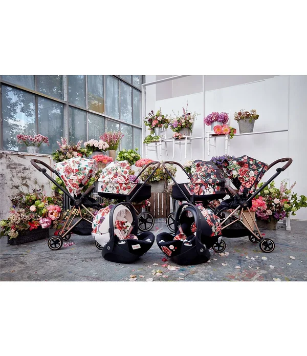 Cybex Cloud Q Infant Car Seat SensorSafe Spring Blossom Light