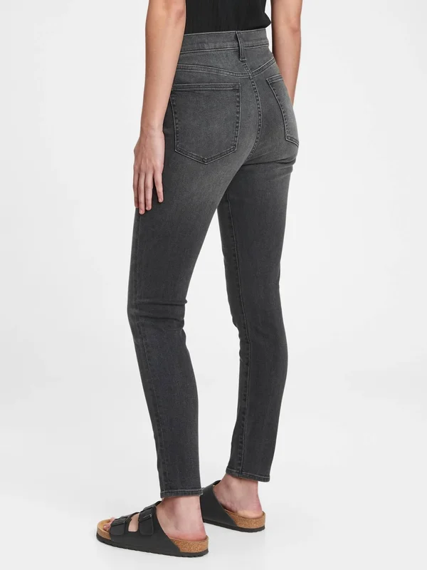Gap Women's High Rise True Skinny Jeans with Secret Smoothing Pockets with Washwell Washed Black Size 35