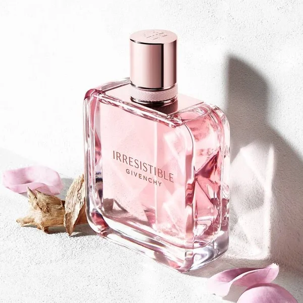 Givenchy Irresistible Eau De Toilette 1.7 oz.